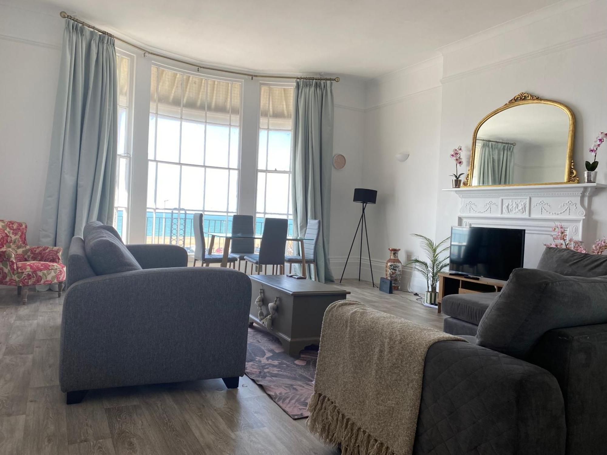 Period Sea View Flat In Apartment Hastings
