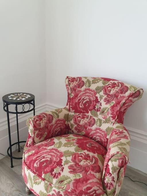 Apartamento Period Sea View Flat In *